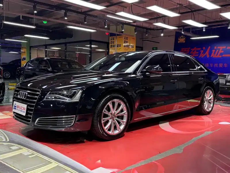 Audi A8, 2013