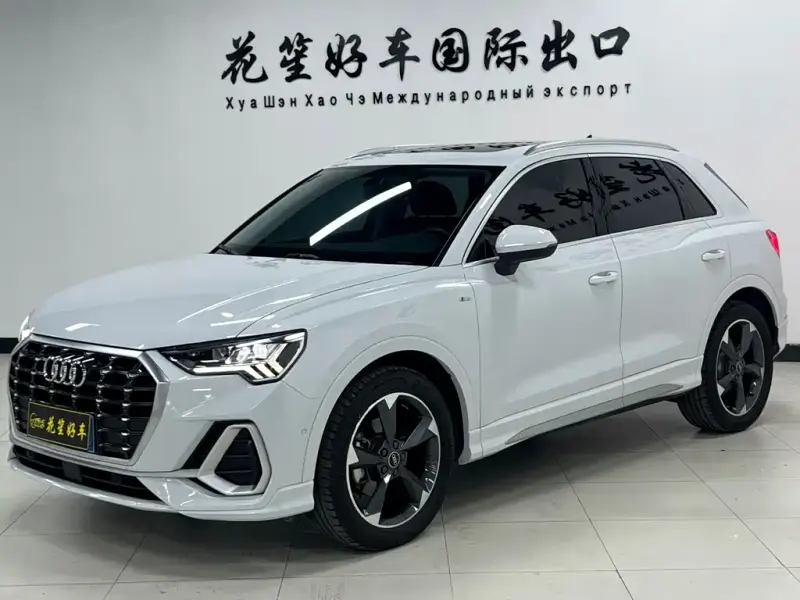 Audi Q3, 2022