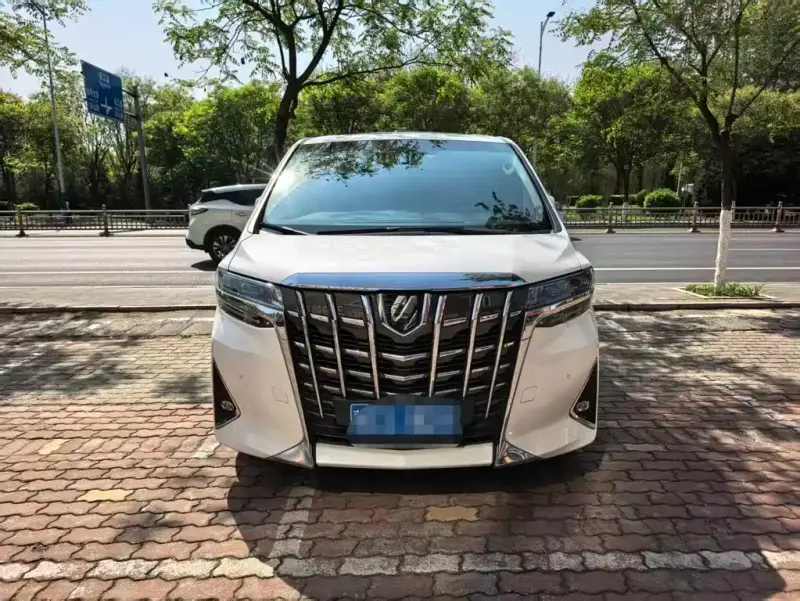 Toyota Alphard, 2020