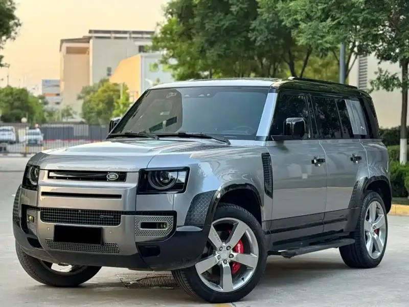Land Rover Defender, 2022