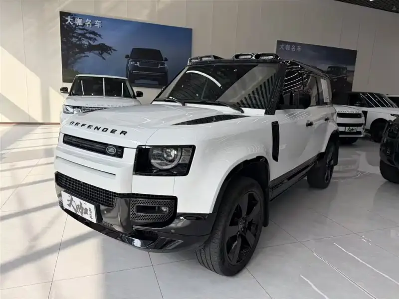 Land Rover Defender, 2023