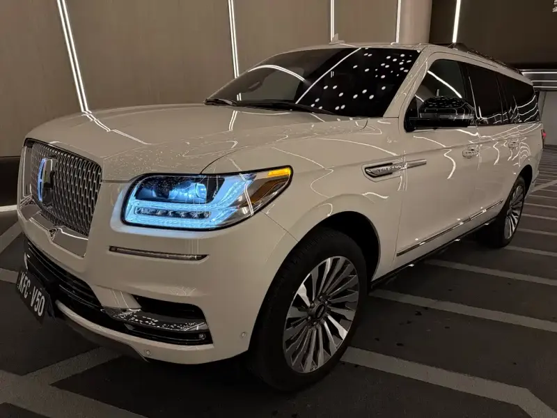 Lincoln Navigator, 2021