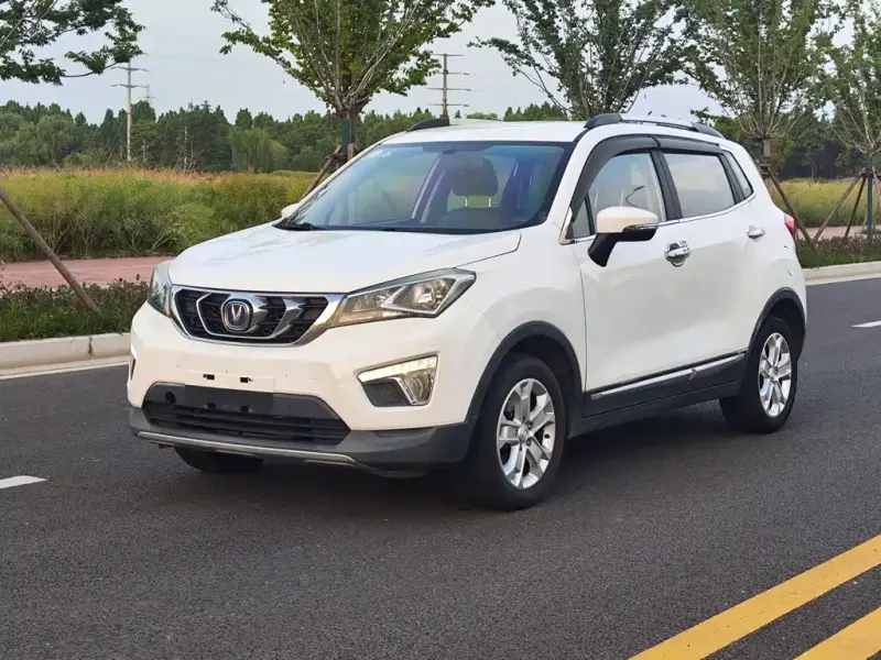 Changan CS15, 2016