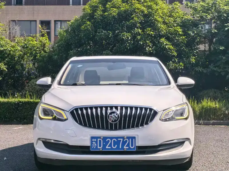 Buick Excelle, 2016