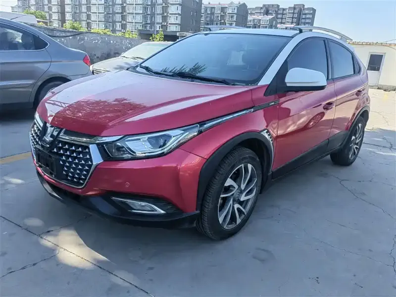 Luxgen U5 SUV, 2018