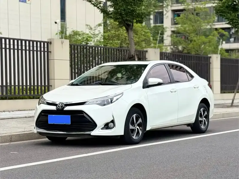 Toyota Levin, 2017 — фото 1