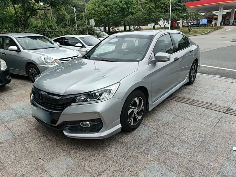 Honda Accord, 2016
