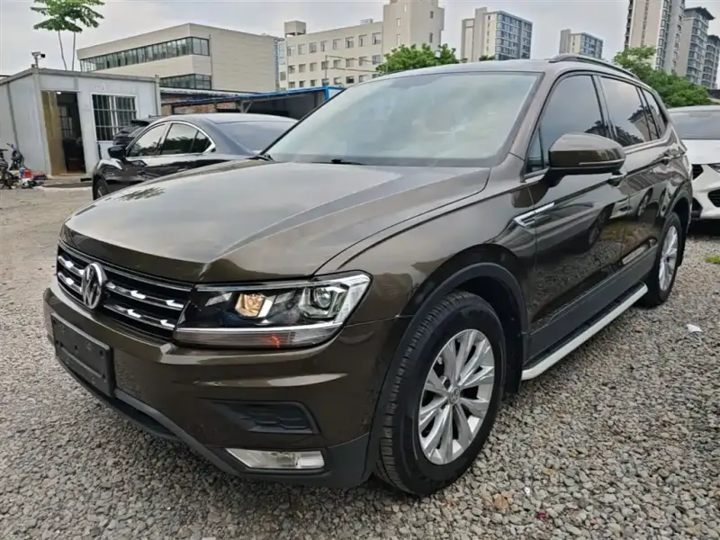 Volkswagen Tiguan L, 2018