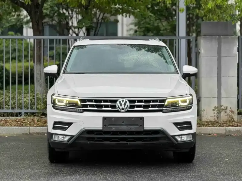 Volkswagen Tiguan L, 2018