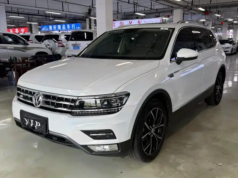 Volkswagen Tiguan L, 2018