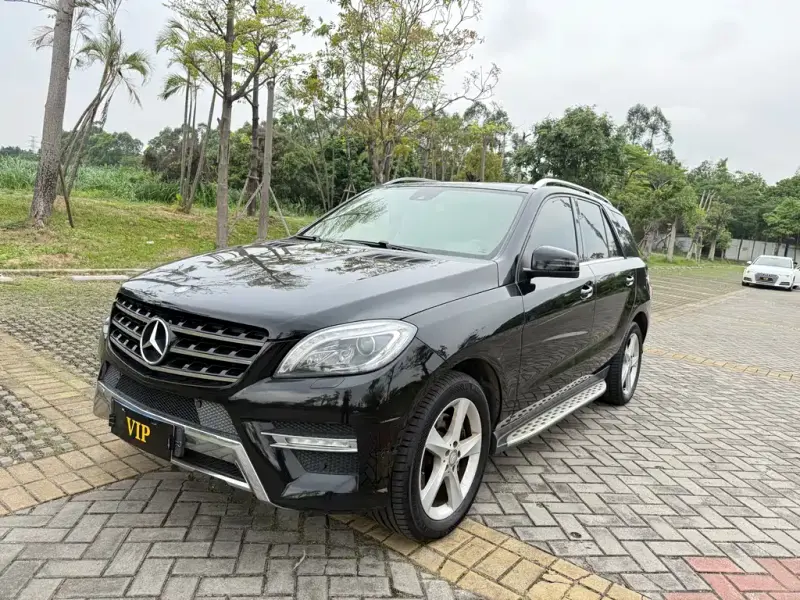 Mercedes-Benz M-Class, 2015