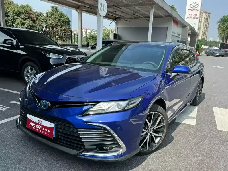 Toyota Camry, 2022