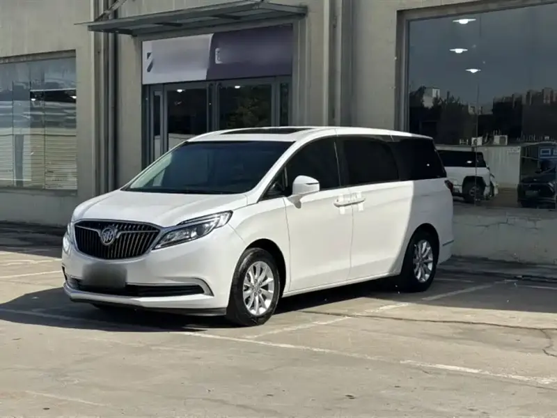 Buick GL8, 2017