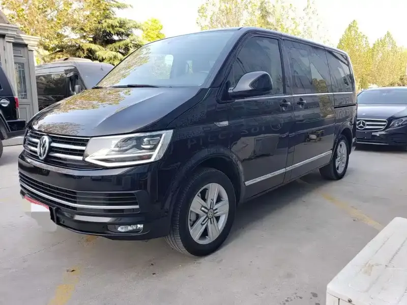Volkswagen Multivan, 2017 — фото 1