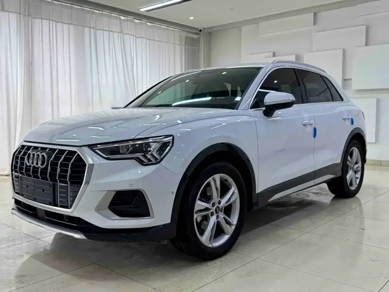 Audi Q3, 2021