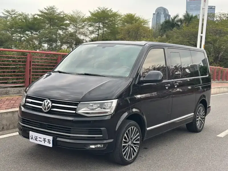 Volkswagen Multivan, 2018 — фото 1
