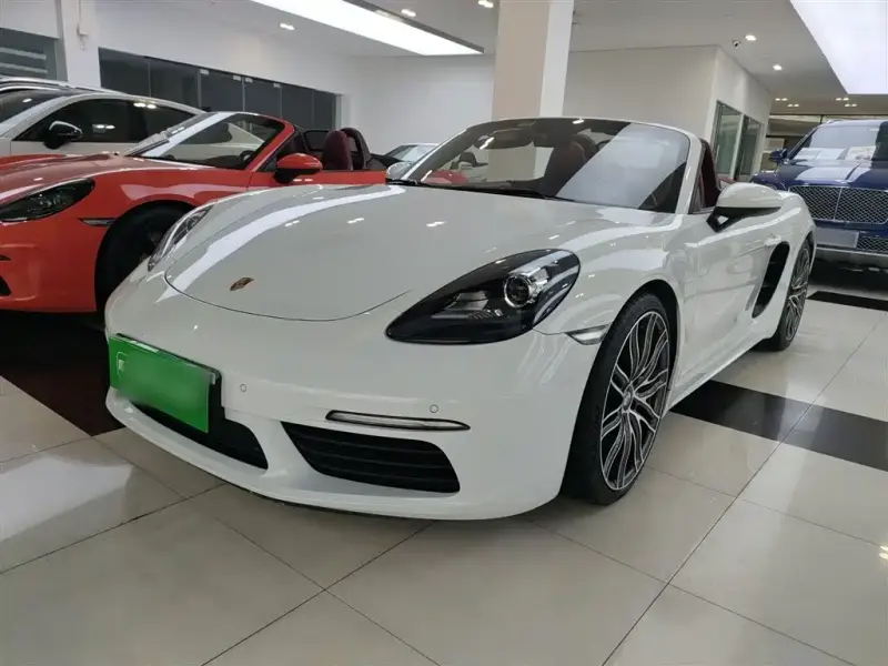 Porsche 718, 2022