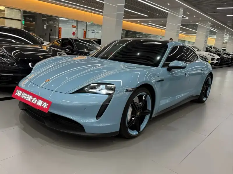 Porsche Taycan, 2022