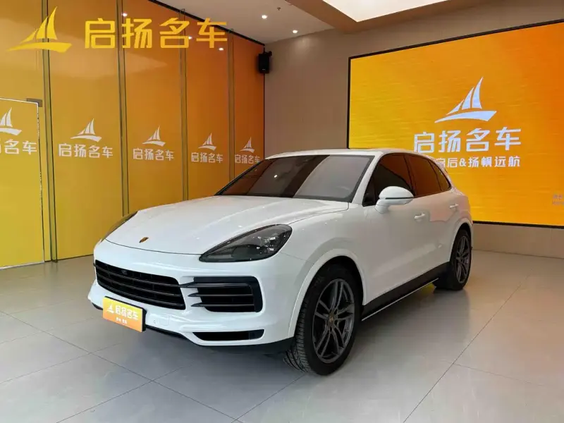 Porsche Cayenne, 2023