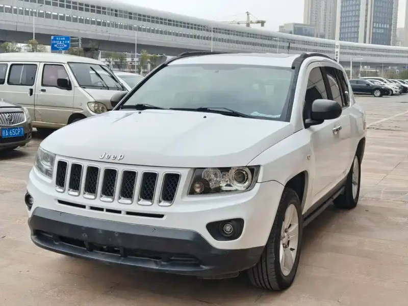 Jeep Compass (Import), 2015