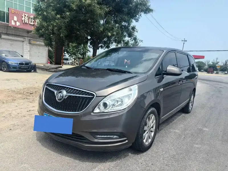 Buick GL8, 2017
