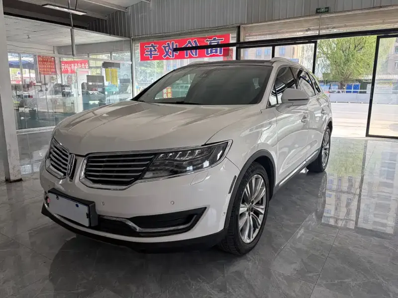 Lincoln MKX, 2016