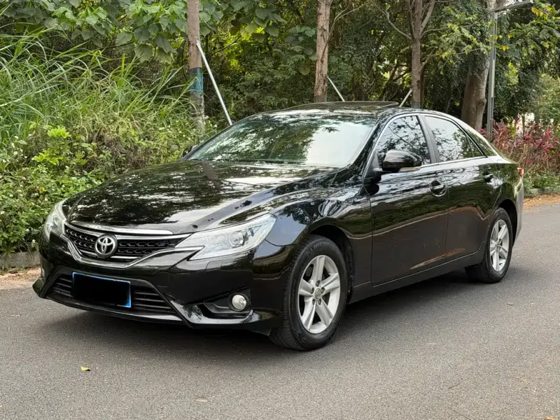 Toyota Reiz, 2014