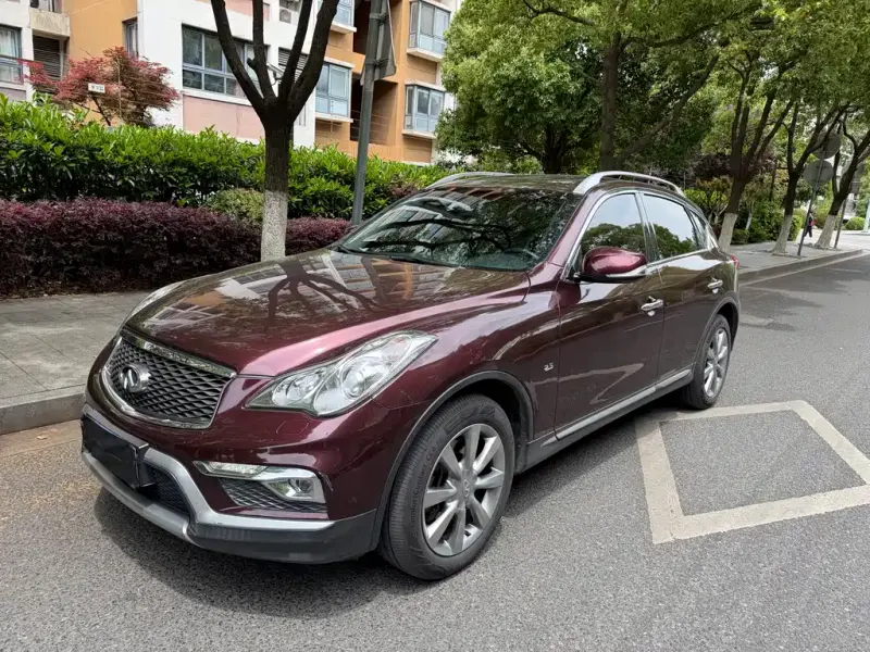 Infiniti QX50, 2016