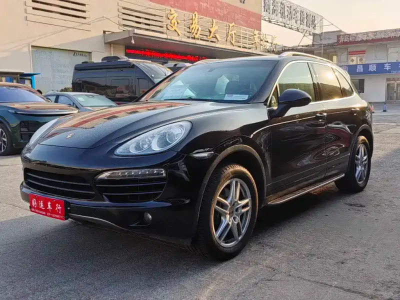 Porsche Cayenne, 2011