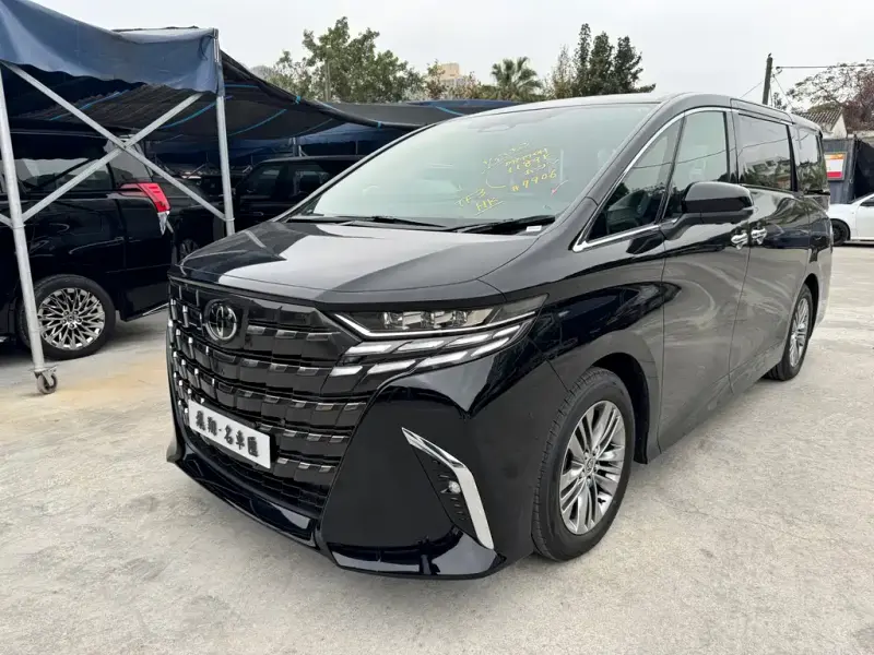 Toyota Alphard, 2025