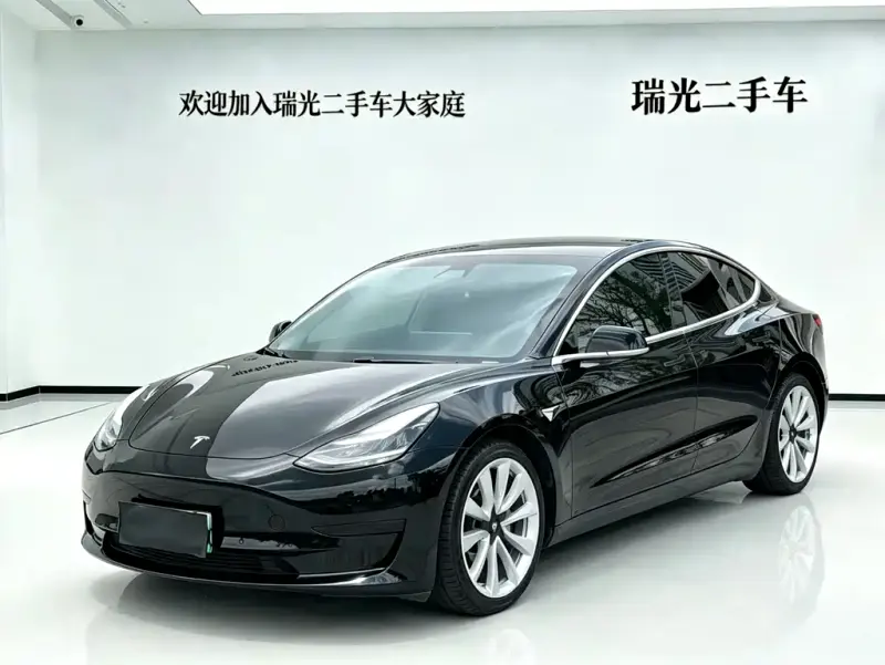 Tesla Model 3, 2020