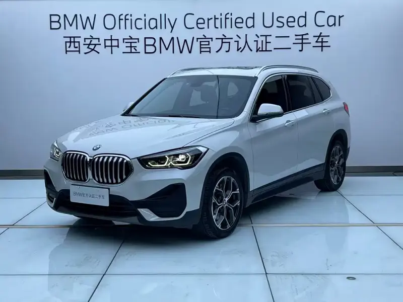 BMW X1, 2022 — фото 1