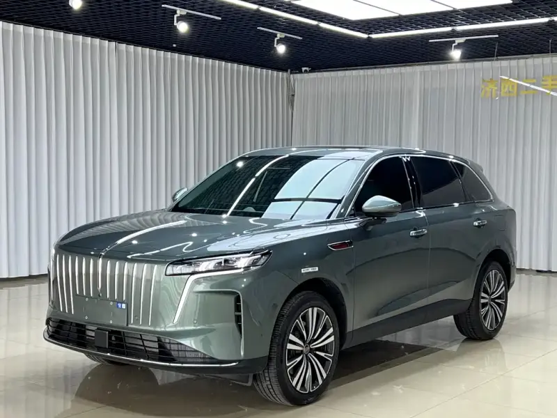 Hongqi HS6 PHEV, 2026