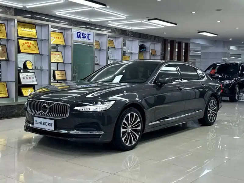 Volvo S90, 2023