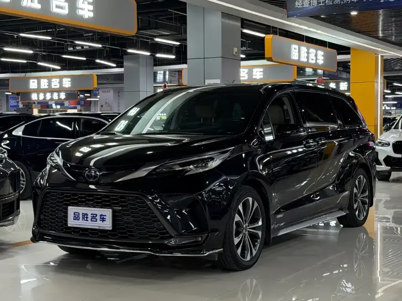 Toyota Granvia, 2023