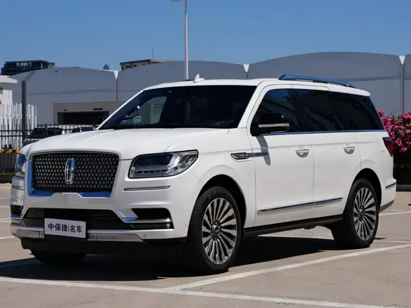 Lincoln Navigator, 2021