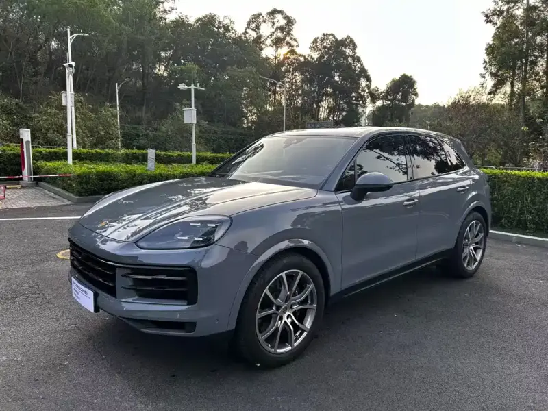 Porsche Cayenne, 2025