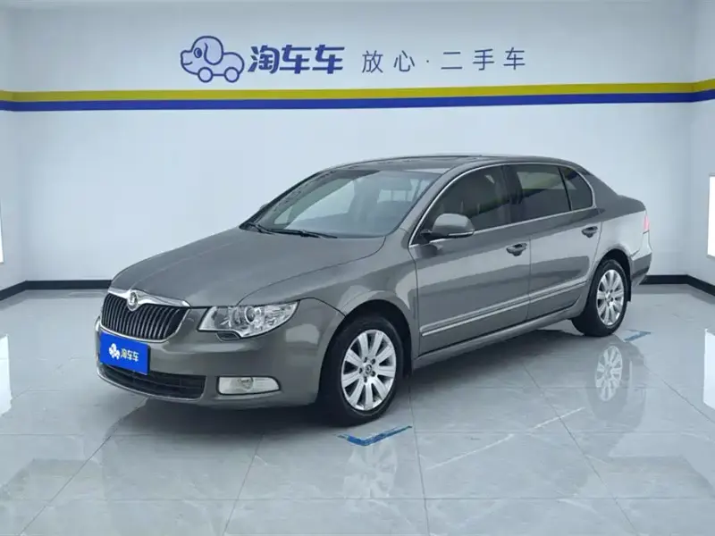 Skoda Superb, 2011