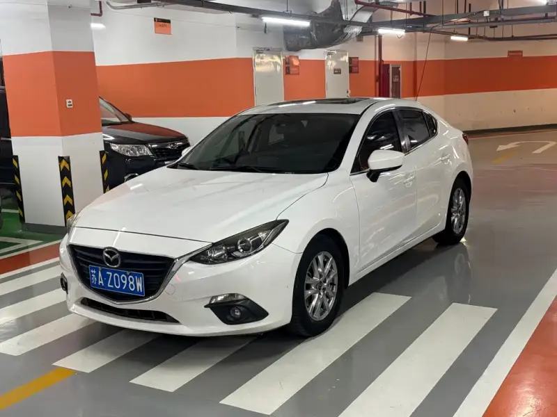 Mazda 3 Axela, 2014