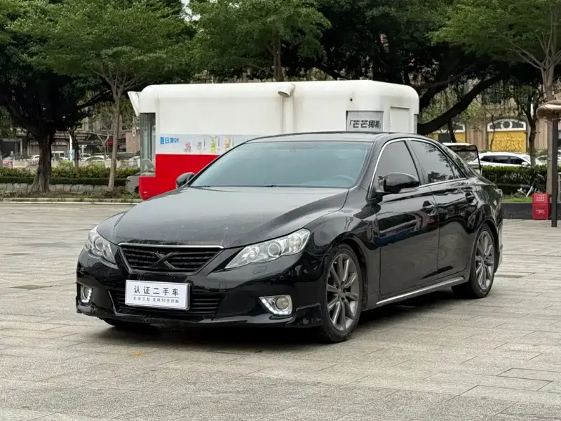 Toyota Reiz, 2012