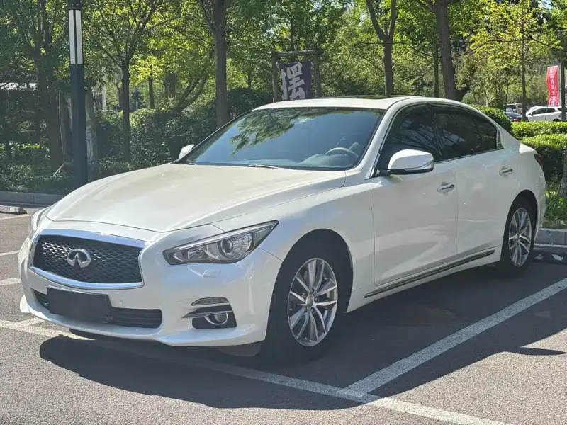 Infiniti Q50L, 2017