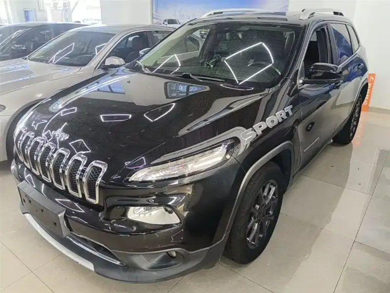 Jeep Cherokee, 2021