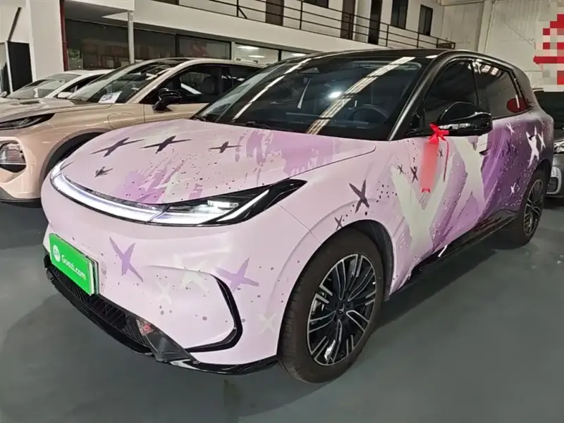 ARCFOX T1, 2025