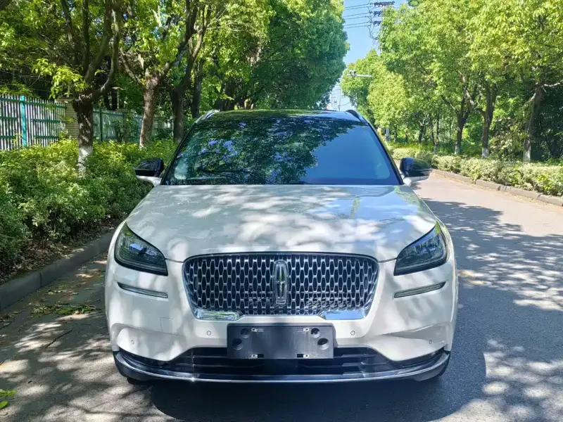Lincoln Corsair, 2020