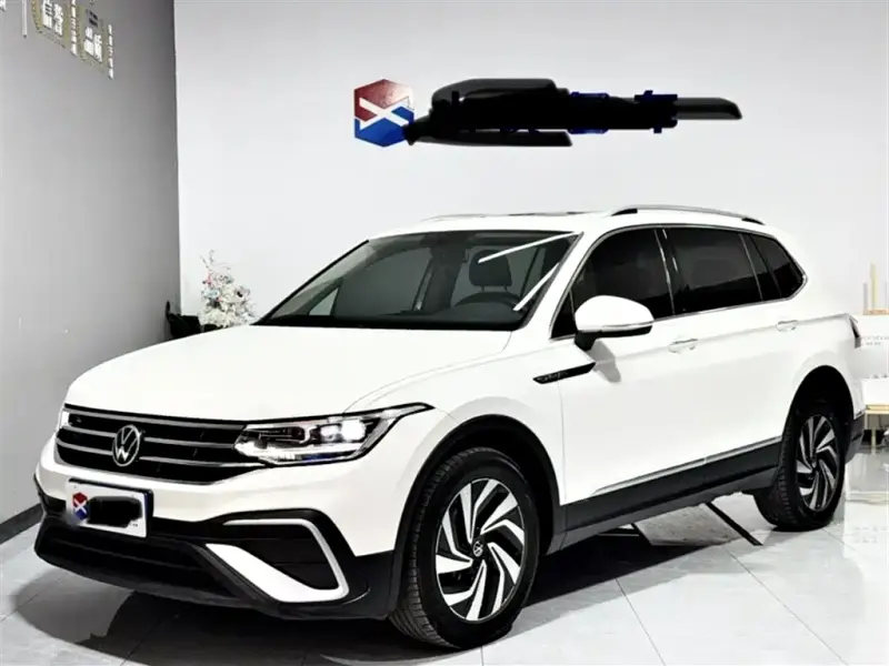 Volkswagen Tiguan L, 2021