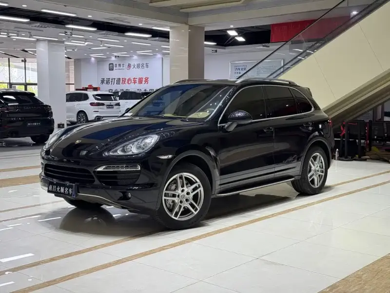 Porsche Cayenne, 2014