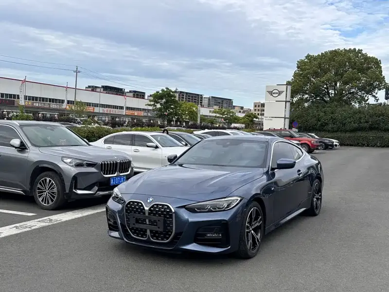 BMW 4 Series, 2022