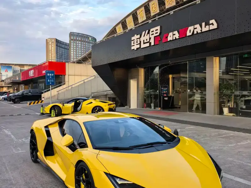 Lamborghini Revuelto, 2025