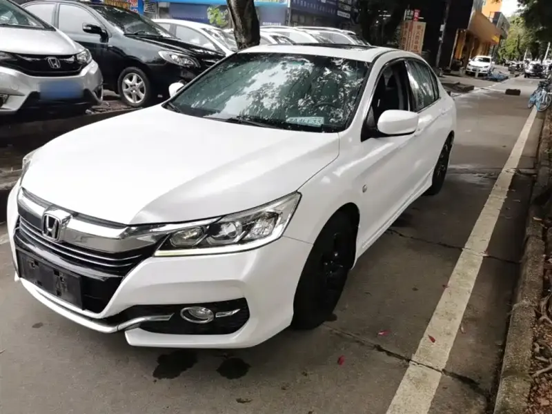 Honda Accord, 2016