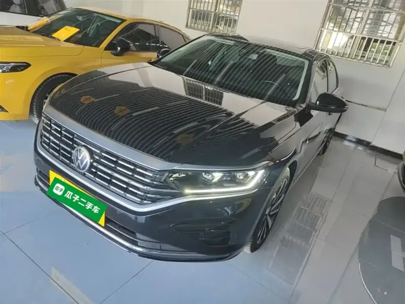Volkswagen Passat, 2022